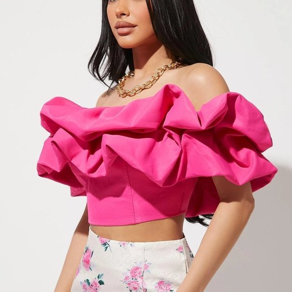 Stunning Contemporary Off Shoulder Exaggerated Ruffle Trim Crop Top Pink - Picture 5 of 5